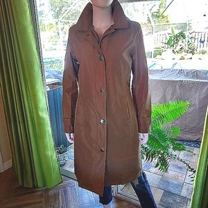 Lands'End Hooded Snap Front 3/4 Length Raincoat with Deep Pocket Snap Detail.